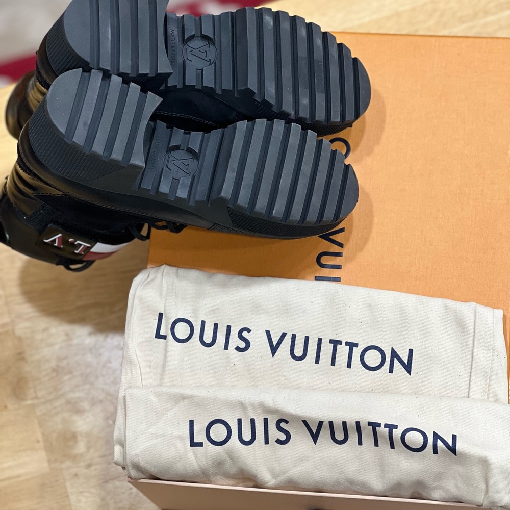 Louis Vuitton Black Booties - Picture 6 of 8